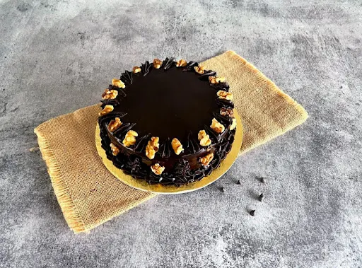 Walnut Chocolate Cake [Pure Veg]