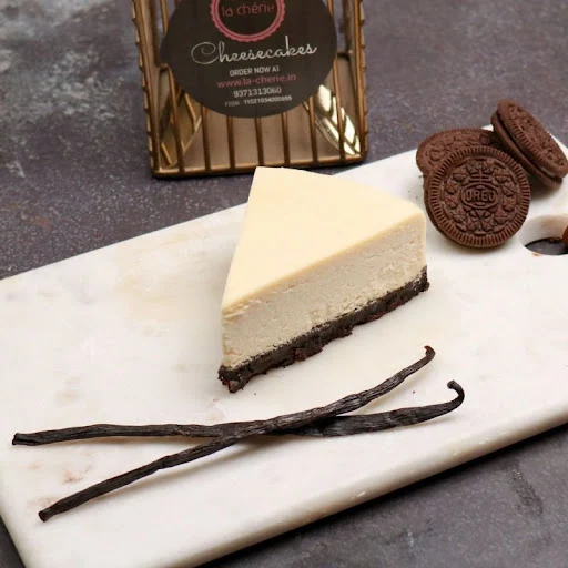 Exquisite New York Cheesecake Slice