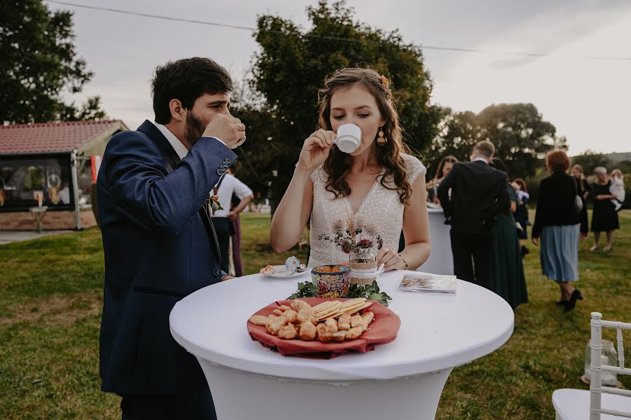 Fotógrafo de casamento Gábor Badics (badics). Foto de 2 de novembro 2023