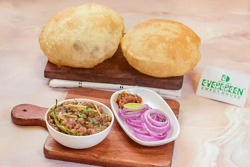 Spl. Choley Bhatura