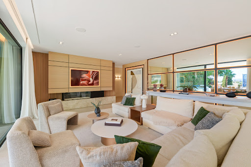 Villa avec piscine et jardin 3