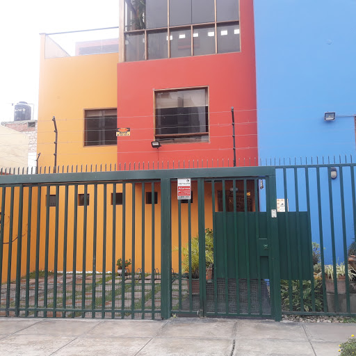 Centro de Yoga Iyengar Perú