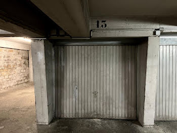 parking à Paris 11ème (75)