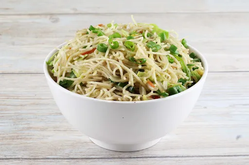 Veg Hakka Noodles