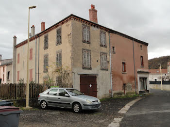 maison à Jumeaux (63)