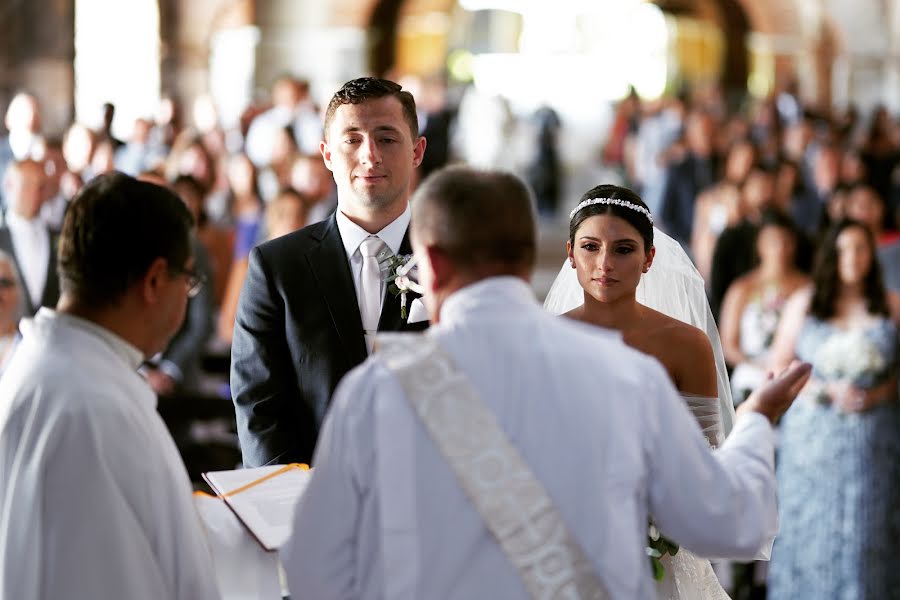 Fotografo di matrimoni Omar Guemes (lensphotography). Foto del 12 agosto 2022