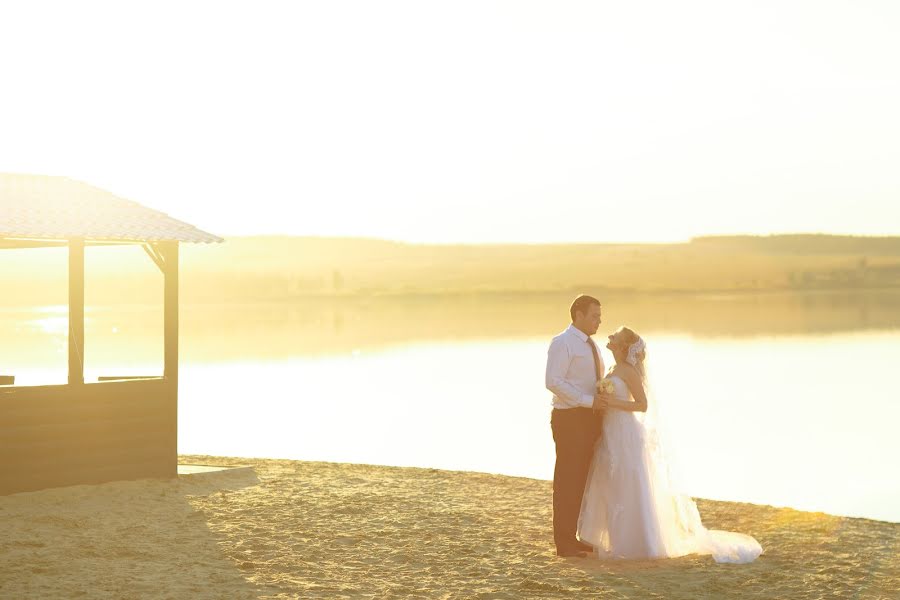 Wedding photographer Andrey Kiyko (kiylg). Photo of 22 November 2016