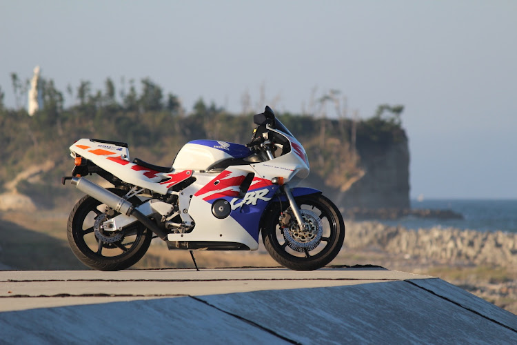 その他のCBR250RR・夕景・お散歩・松川浦Twilight・明日の愛に関するカスタム事例の投稿画像3枚目