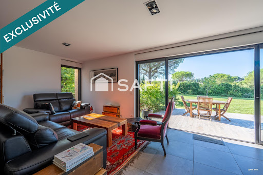 Maison avec piscine et terrasse 3