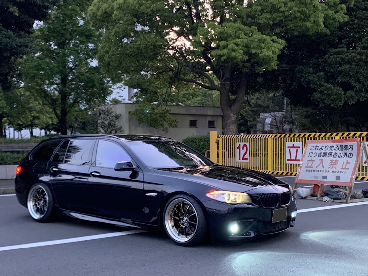 5シリーズ ツーリングのホイール交換・洗車に関するカスタム事例の投稿画像1枚目