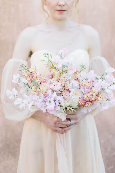 Fotografo di matrimoni Céline Dufourd (8kd3cv2). Foto del 13 dicembre 2020