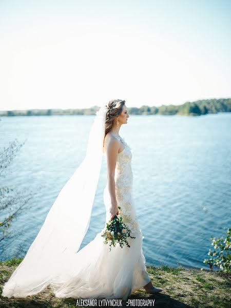 Fotógrafo de bodas Aleksandr Litvinchuk (lytvynchuksasha). Foto del 24 de octubre 2015