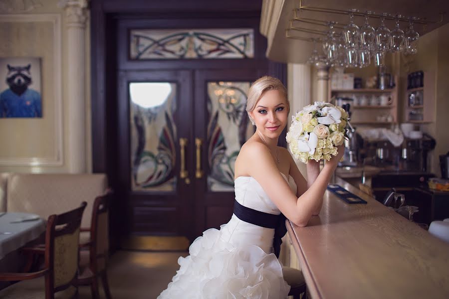 Wedding photographer Oleg Danilov (danilovph). Photo of 9 April 2015