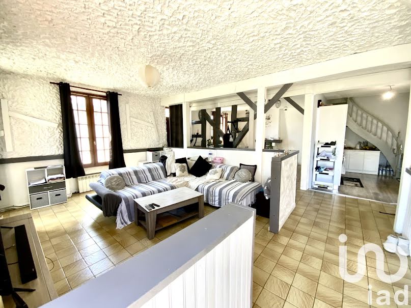 Vente maison 8 pièces 195 m² à Mur-de-Sologne (41230), 189 000 €