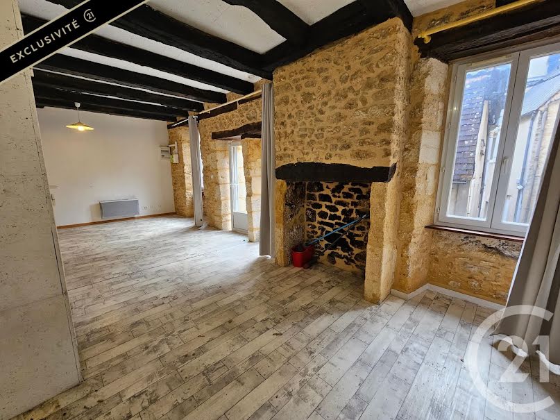 Vente maison 2 pièces 56.6 m² à Sarlat-la-caneda (24200), 116 000 €