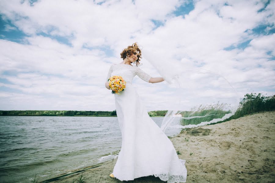 Wedding photographer Inga Kagarlyk (ingalisova). Photo of 31 May 2016