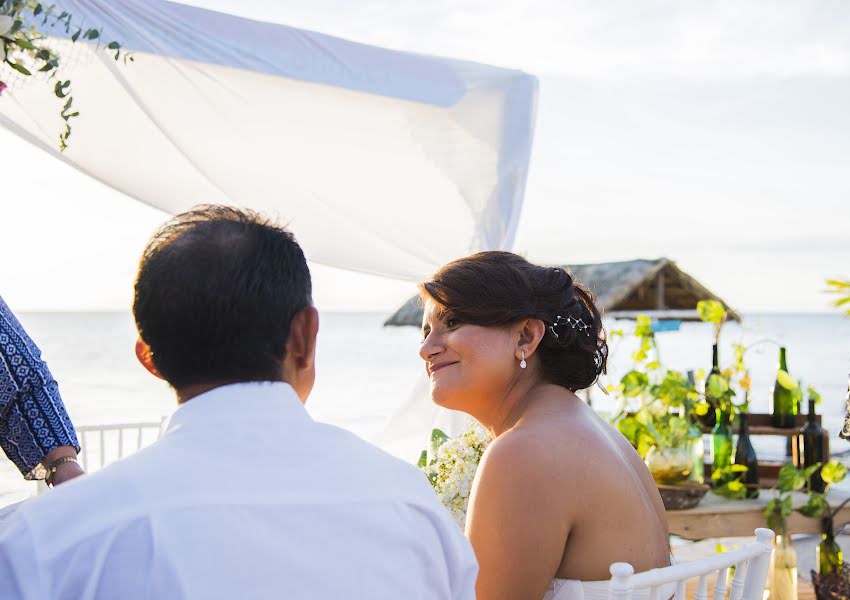 Photographe de mariage Lily Flores (lilyfloresphoto). Photo du 22 janvier 2019