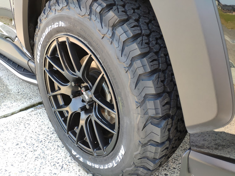 RAV4のrav4・xxr530・245/65R17・BF Goodrich・洗車に関するカスタム事例の投稿画像1枚目