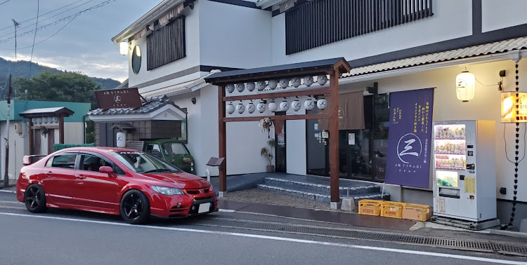 シビックタイプRのクレープ自販機・朝マック・ドライブ・徹夜？ドライブ・プレミアムクリスタルレッドメタリックに関するカスタム事例の投稿画像1枚目
