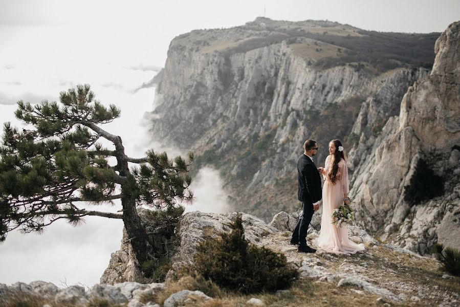 Wedding photographer Sveta Sukhoverkhova (svetasu). Photo of 20 February 2019