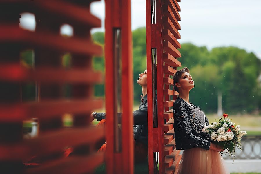 Fotógrafo de casamento Lena Astafeva (tigrdi). Foto de 4 de junho 2018