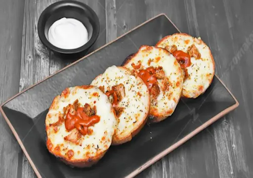 Chicken Tikka Garlic Bread (4 Pcs)