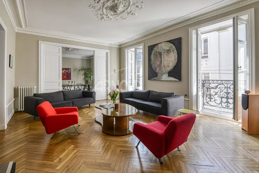 Contemporary apartment 1