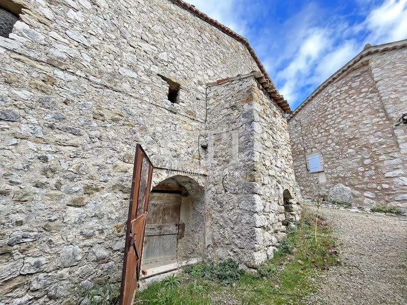 Vente viager 3 pièces 96 m² à Buis-les-Baronnies (26170), 65 000 €