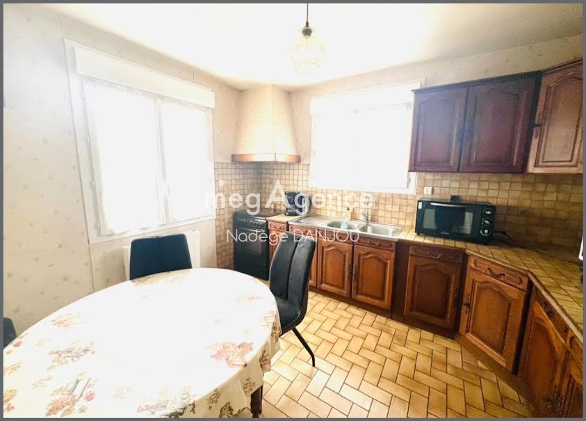 Vente maison 5 pièces 70 m² à Landelles-et-Coupigny (14380), 118 000 €