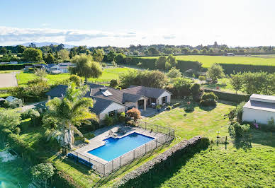 House with garden and terrace 16