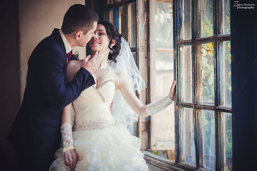 Wedding photographer Zulya Ilyasova (fotozu). Photo of 18 July 2014