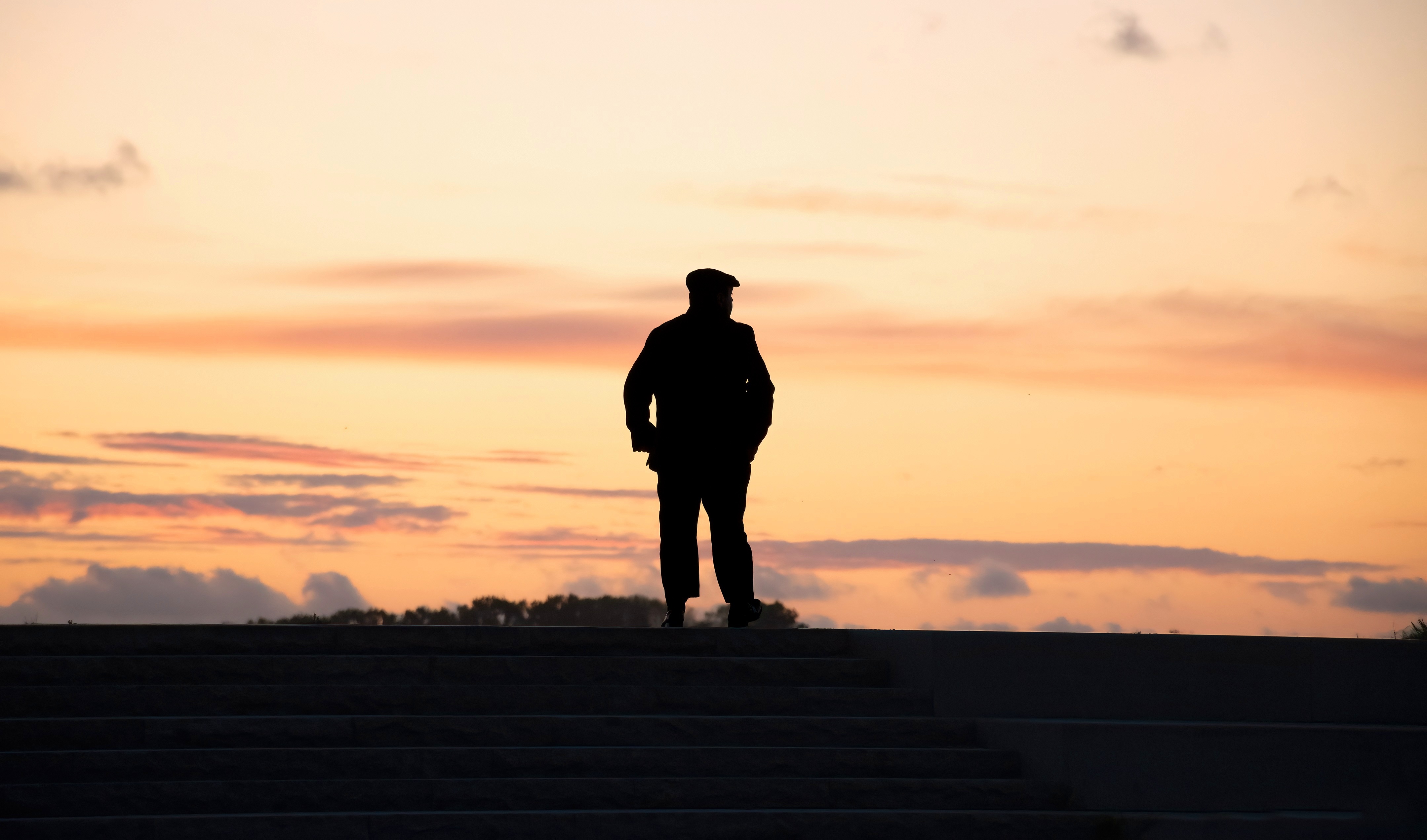 Uomo al tramonto di gigidueelle