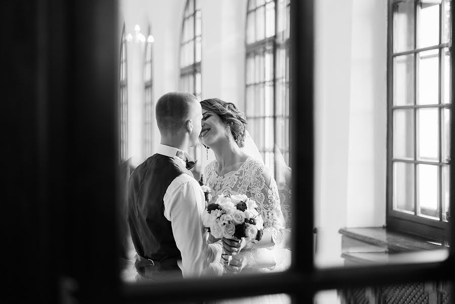 Fotógrafo de casamento Sasha Fedorchuk (leofedorchuk). Foto de 22 de janeiro 2019