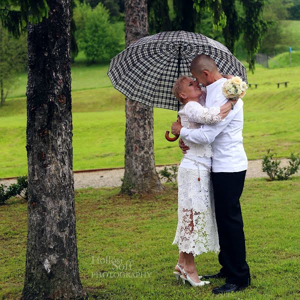 Wedding photographer Zsófia Hollósi (hollosisoff). Photo of 3 March 2019