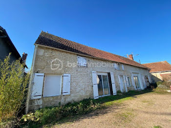 maison à Saint-Martin-des-Champs (18)