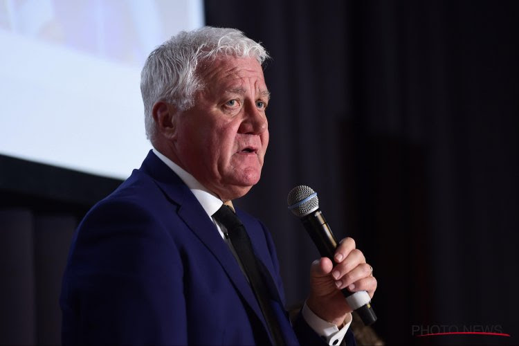 Patrick Lefevere steunt Jan Bakelants: "Dit is compleet belachelijk"