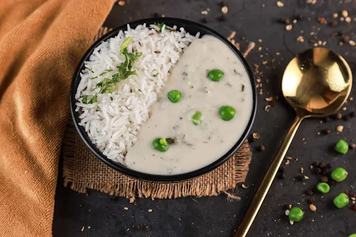 Methi Matar Malai Rice Bowl