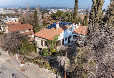 House with terrace 2