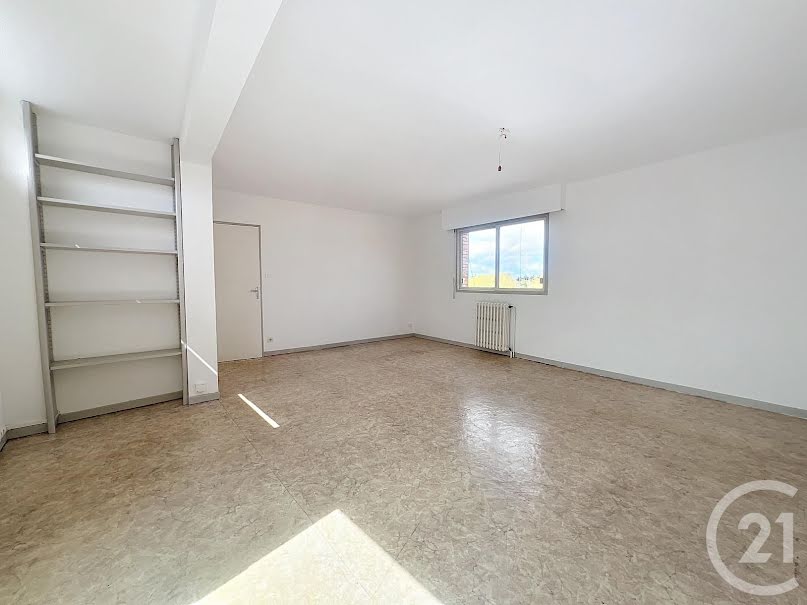 Vente appartement 3 pièces 69 m² à Pamiers (09100), 60 000 €