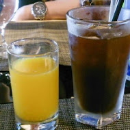 M One cafe