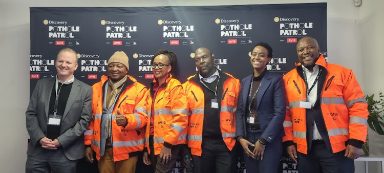 From left to right: Anton Ossip, CEO of Discovery Insure; Kenny Kunene, Joburg transport MMC; Ramasela Ganda, group CEO of Zesa Limited and Avis Southern Africa; Zweli Nyathi, acting CEO of JRA; Kgodiso Mokonyane, head of strategy and value-added products at Discovery Insure; and Litha Nkombisa, executive: commercial sales at Avis.