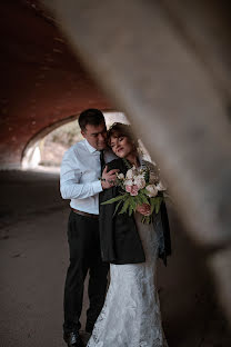 Wedding photographer Kateryna Matveev (katiamatveev). Photo of 12 April 2020