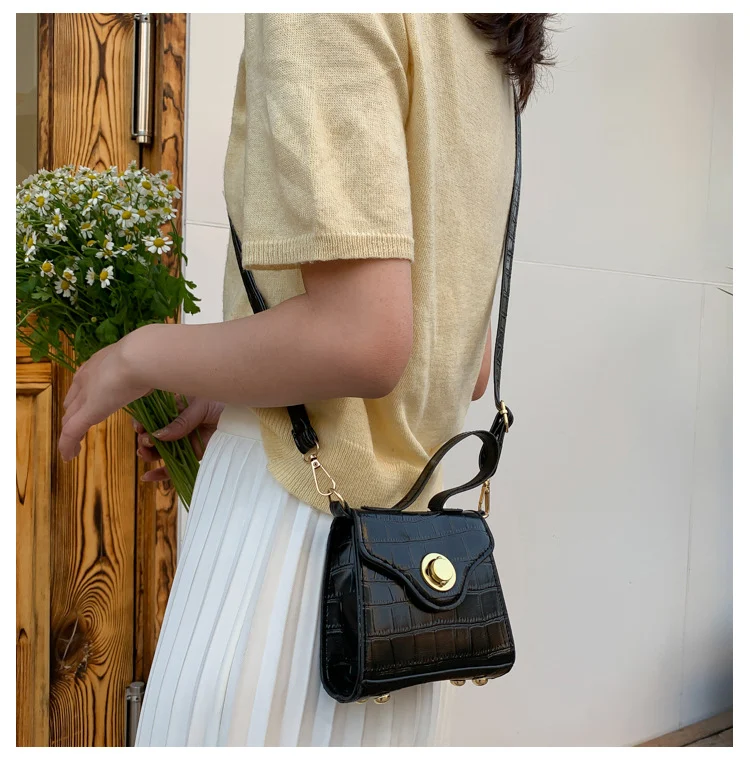 Crossbody lipstick tas, kleine vierkante schoudertas, ideaal voor lippenstift en essentials, compact en stijlvol voor dagelijks gebruik.