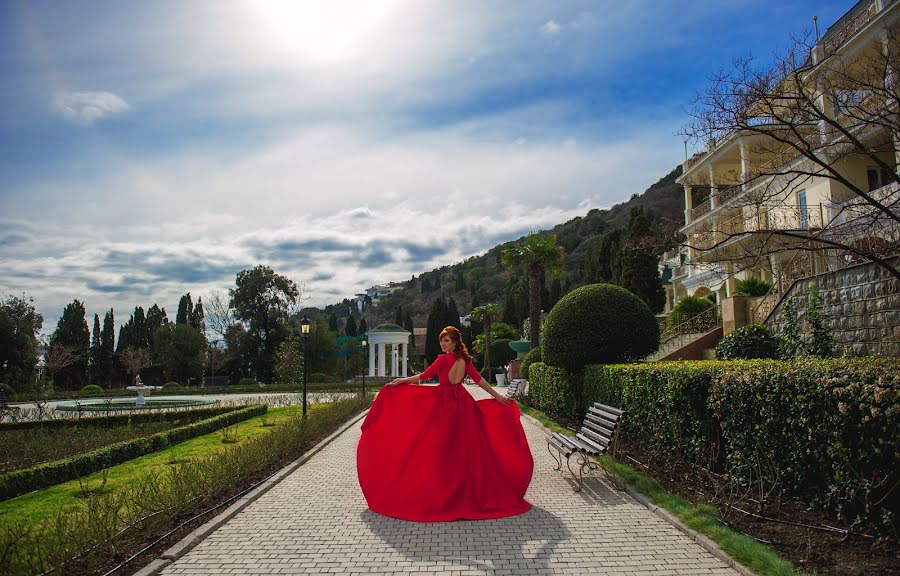 Wedding photographer Inna Ryabichenko (riabinna). Photo of 24 February 2016