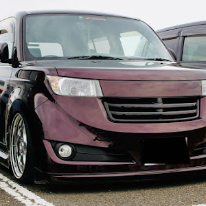 bB QNC21