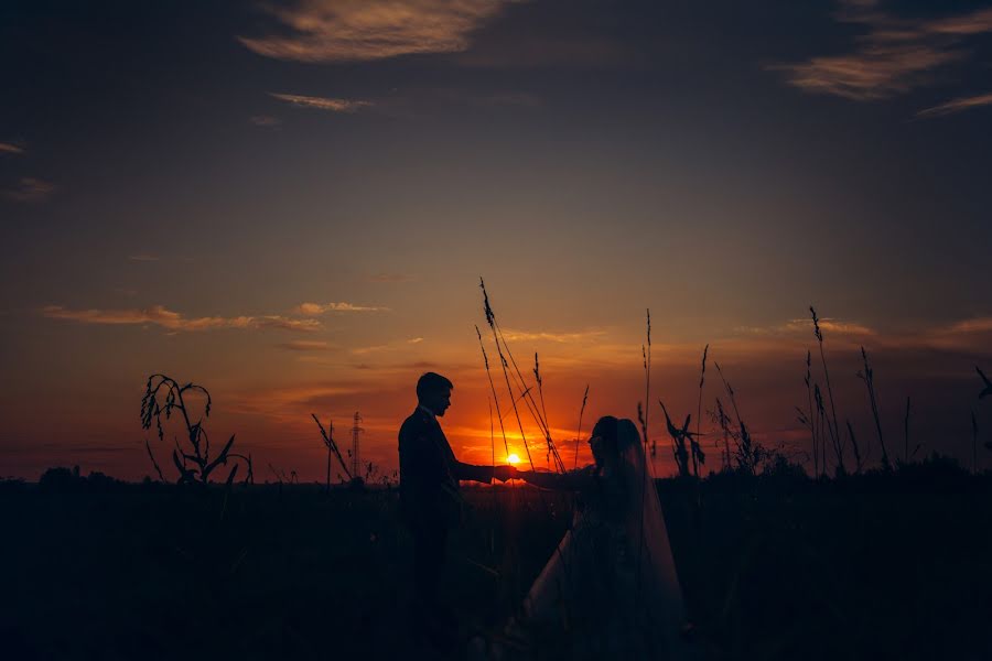 Fotografo di matrimoni Andrey Daniilov (daniilovtmb). Foto del 4 ottobre 2021