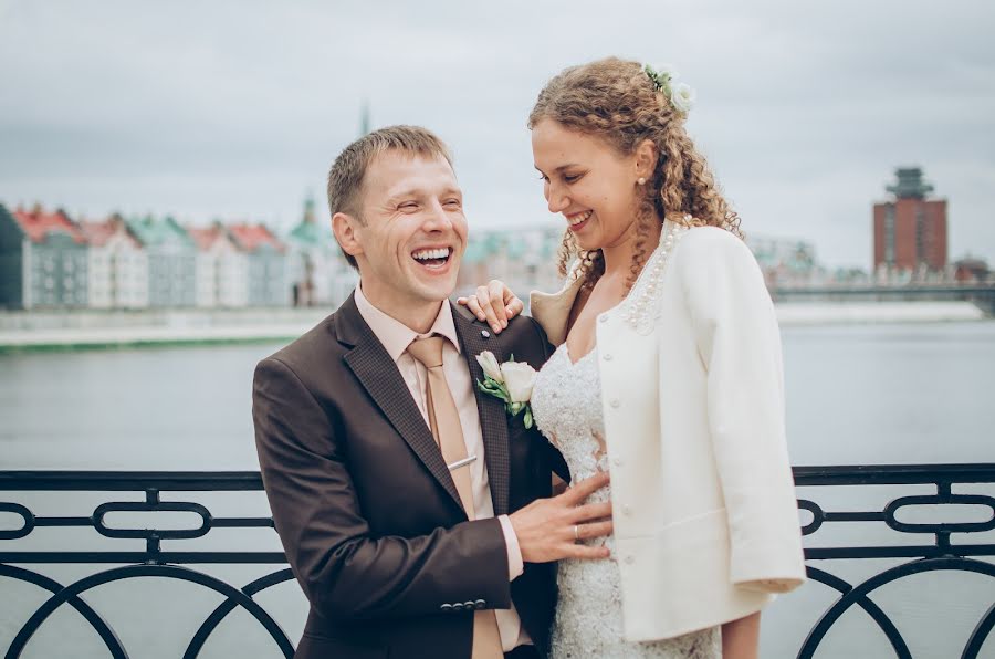 Wedding photographer Irina Furaseva (furaseva90). Photo of 3 October 2016