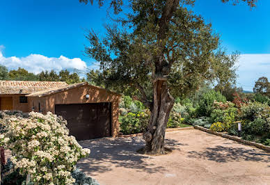 Seaside property with pool and garden 3