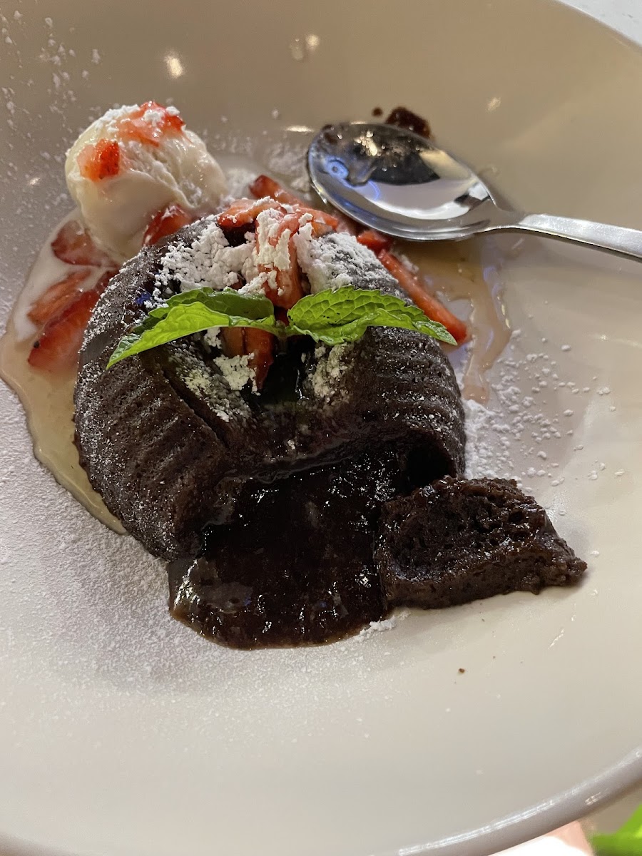 Chocolate quinoa lava cake!