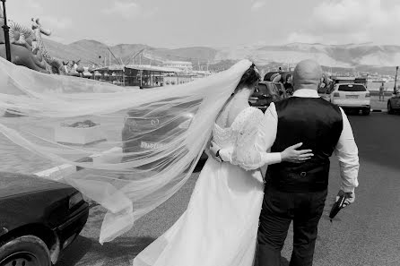 Fotógrafo de casamento Viktoriya Chayka (larumph). Foto de 6 de outubro 2022